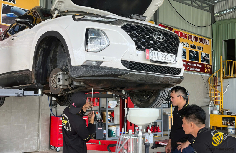 DỊCH VỤ THAY NHỚT CHUYÊN NGHIỆP TẠI VƯƠNG THỊNH VƯỢNG